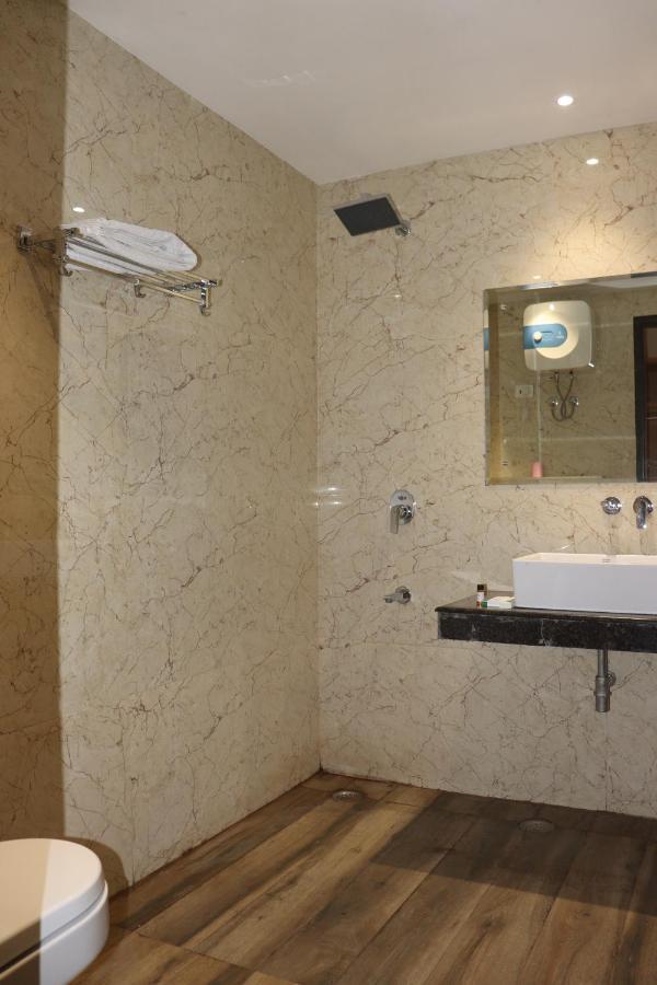 Hotel Anchorage By Captain Vishal Khanna Mahipalpur Hotel